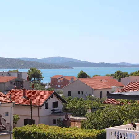 With Parking Space Pirovac, Sibenik - 24766 Lejlighed *