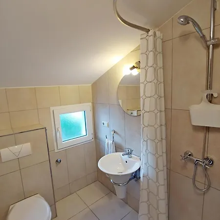 With Parking Space Pirovac, Sibenik - 24766 بيروفاتش