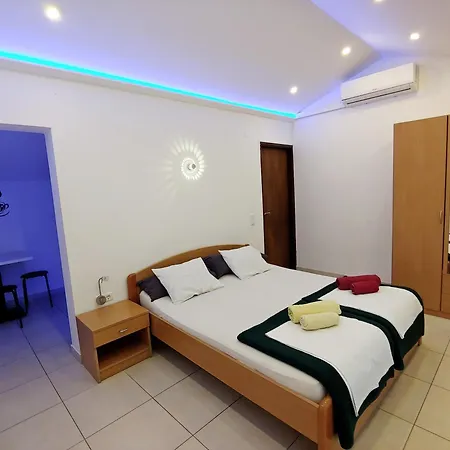 With Parking Space Pirovac, Sibenik - 24766 * Pirovac