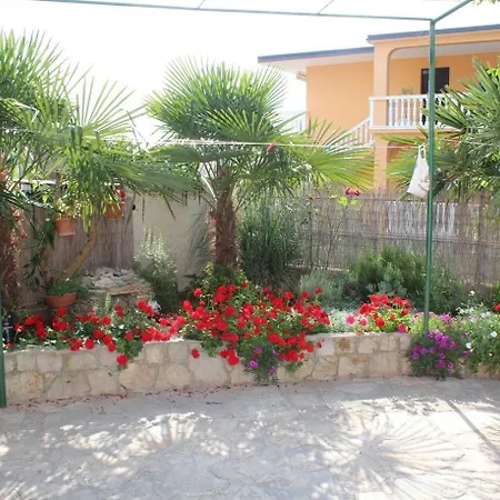With Parking Space Pirovac, Sibenik - 24766 * بيروفاتش
