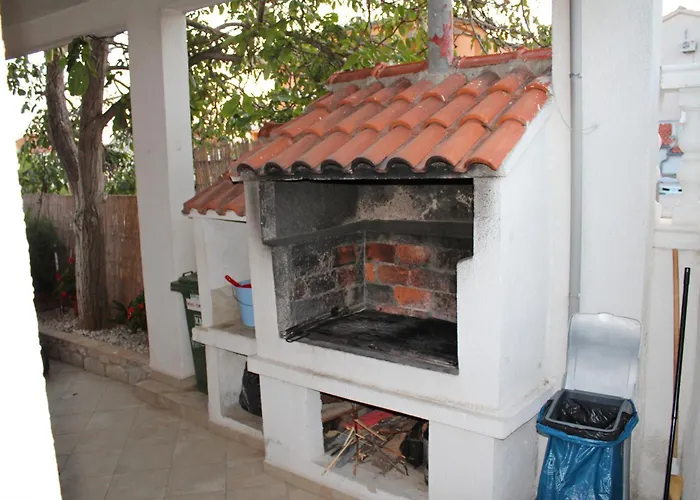 Apartment With Parking Space Pirovac, Sibenik - 24766 Pirovac