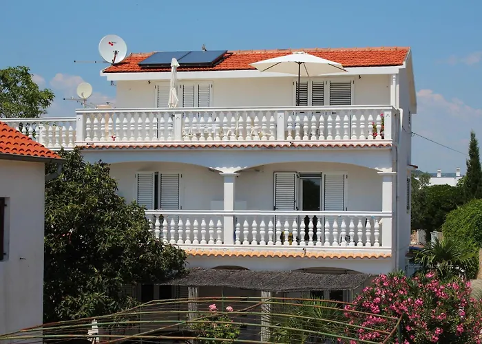 With Parking Space Pirovac, Sibenik - 24766 *