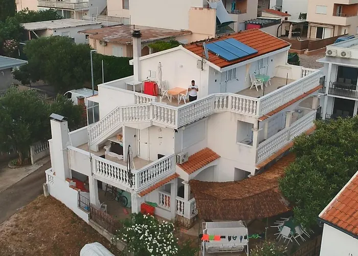 With Parking Space Pirovac, Sibenik - 24766 * Pirovac