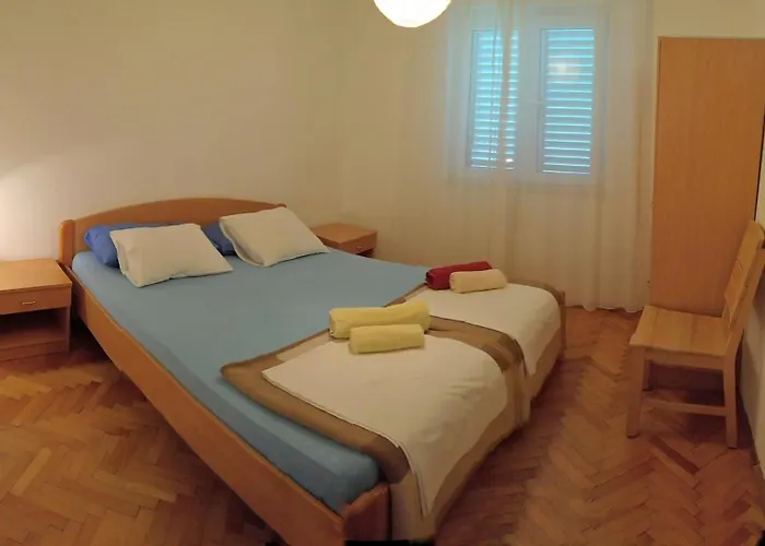 With Parking Space Pirovac, Sibenik - 24766 ピロヴァッツ