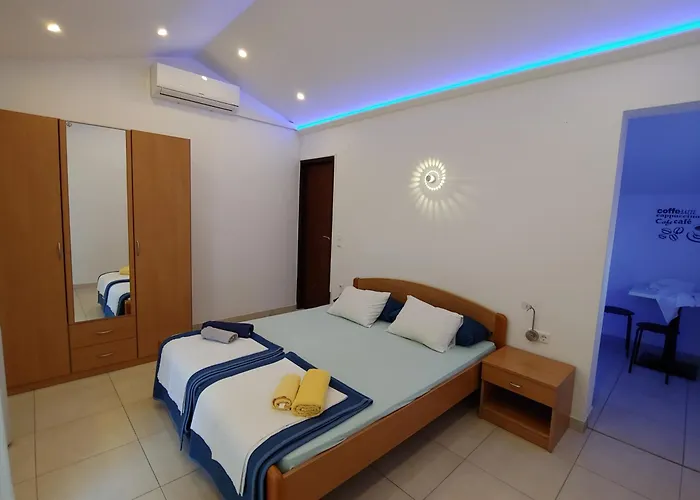 With Parking Space Pirovac, Sibenik - 24766 Apartment