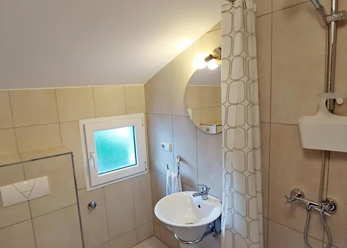 With Parking Space Pirovac, Sibenik - 24766 ピロヴァッツ