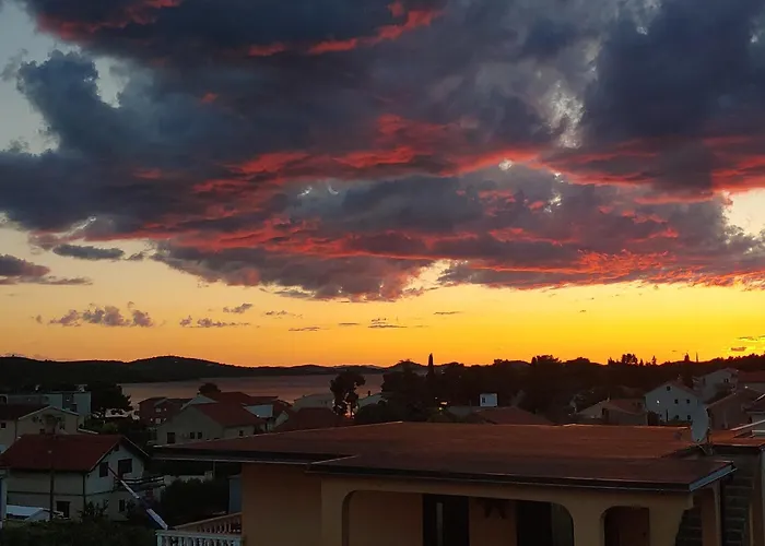 With Parking Space Pirovac, Sibenik - 24766 *